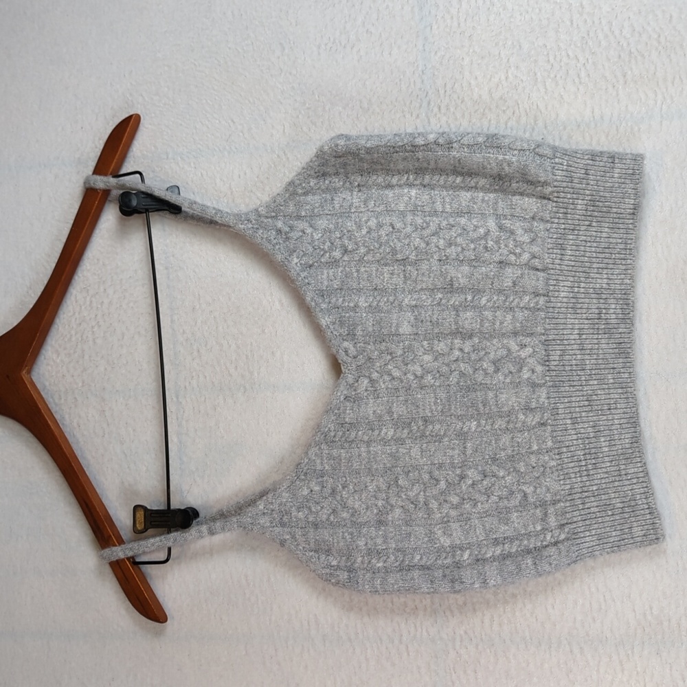 Revolve House of Harlow 1960 Gray Cableknit Crop Top M